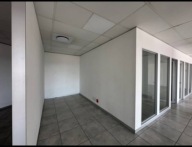 197M² OFFICE TO LET IN CENTURION CENTRAL